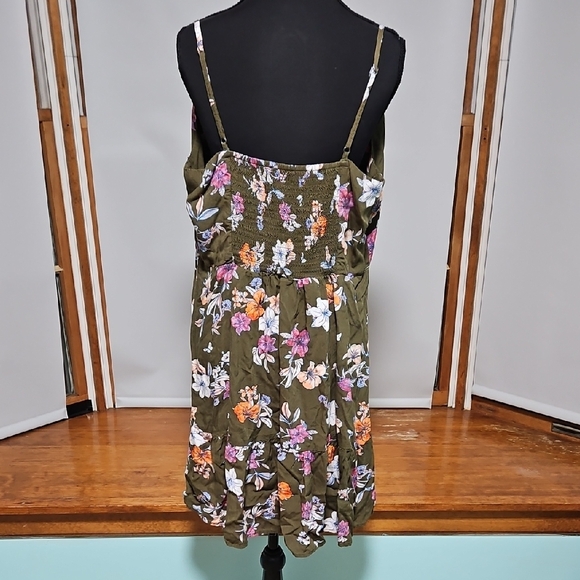A.N.A EUC Olive Floral Dress • Size XL - Picture 4 of 9